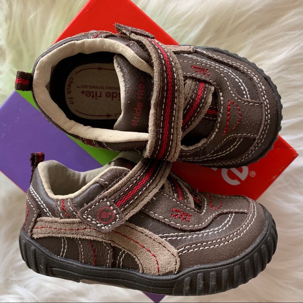 $25 ⬇️ Stride Rite SRT CALVIN Boys